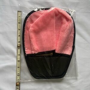 Mouse pad with hand warmer usb plug in